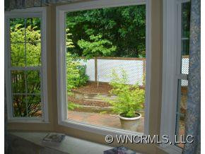 82 Barrett Road - Photo 4
