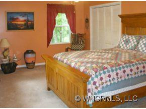 82 Barrett Road - Photo 6
