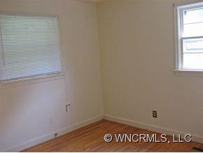 707 Rhodes Park Drive - Photo 14