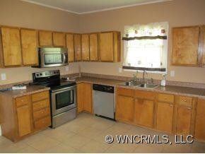 258 Pine Tree Road - Photo 8