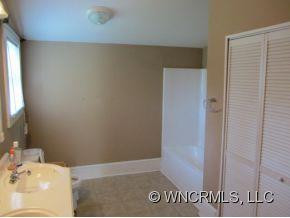 258 Pine Tree Road - Photo 10