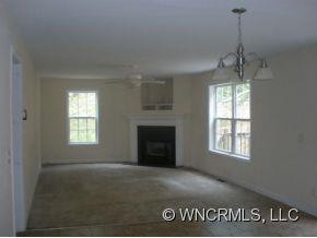 26 BERACHAH VALLEY PLACE - Photo 2