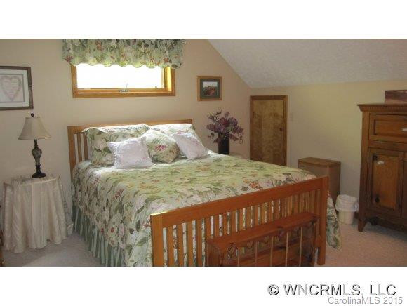 1445 Red Maple Drive - Photo 14