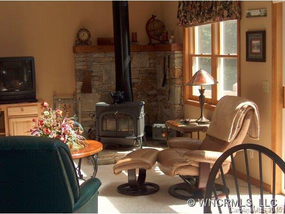 1445 Red Maple Drive - Photo 4