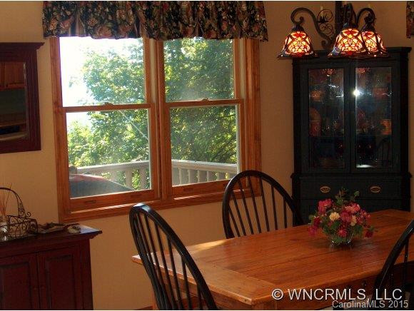 1445 Red Maple Drive - Photo 9