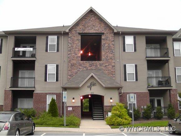 202 Brickton Village Circle #303