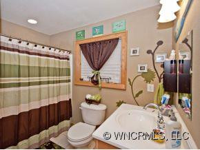 57 Dena Lane - Photo 3