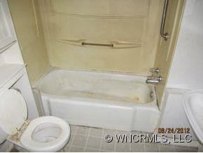 275 Westwood Circle #5 - Photo 4