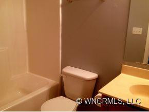 176 Wiltshire Circle - Photo 13