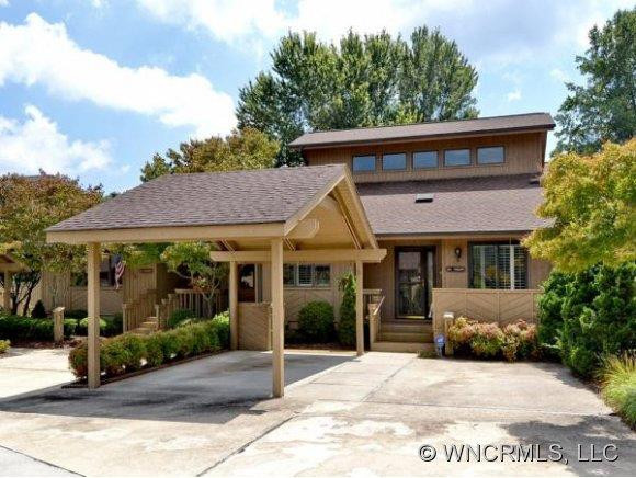 203 Wild Oak Lane