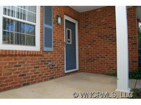 1026 Saddlebrook Drive - Photo 2