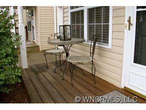 389 Wiltshire Circle - Photo 23