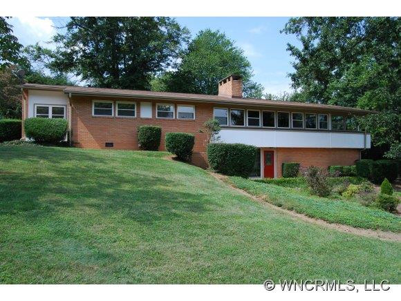 103 Meadowbrook Drive