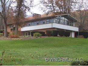103 Meadowbrook Drive - Photo 2