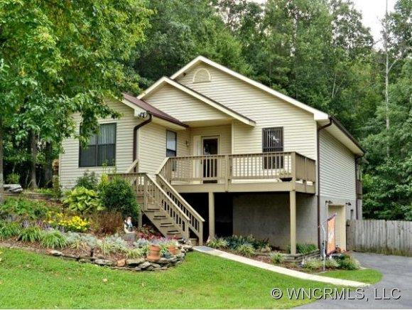 100 TARRAGON PLACE