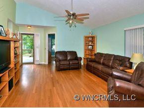 100 TARRAGON PLACE - Photo 2