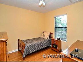 100 TARRAGON PLACE - Photo 9