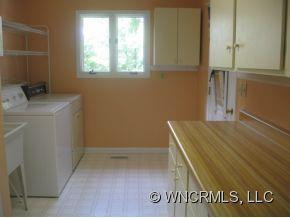 415 Ladd Ridge Road - Photo 17