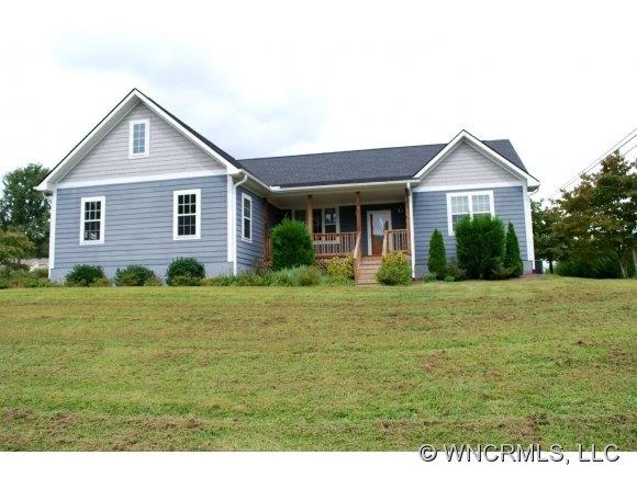 4 Conger Dr