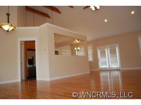 4 Conger Dr - Photo 4