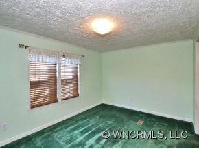 4 Springlawn Way - Photo 7