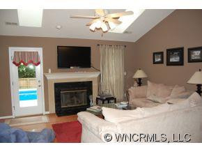 369 Glensprings Drive - Photo 8