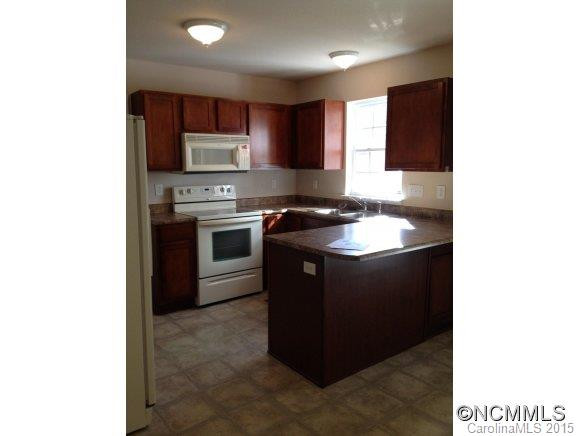 93 Farington Circle - Photo 10