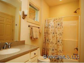 922 THORNTON PLACE - Photo 15