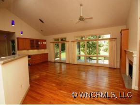 922 THORNTON PLACE - Photo 3