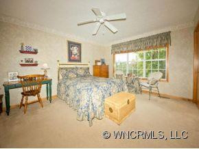 860 S PARK PLACE - Photo 12