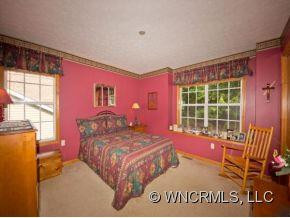 860 S PARK PLACE - Photo 14
