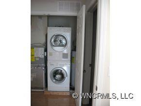 125 Clingman Ave Unit 201 - Photo 9