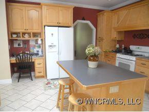 81 BEAUMONT DRIVE - Photo 4