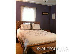 210 Yancey Rd - Photo 9