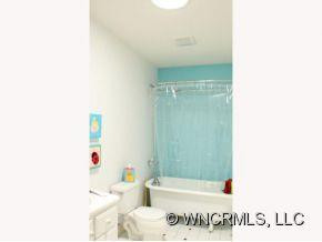 100 ARBUTUS LANE - Photo 17