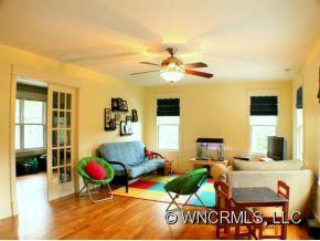 100 ARBUTUS LANE - Photo 18
