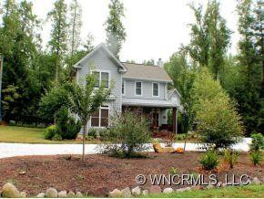 100 ARBUTUS LANE - Photo 3