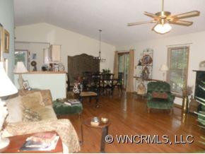 6 Diamond Lane - Photo 3