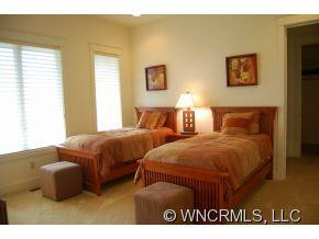 3 South Point Drive - Photo 16