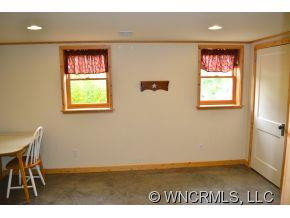 187 Jaynes Mountain Road - Photo 22