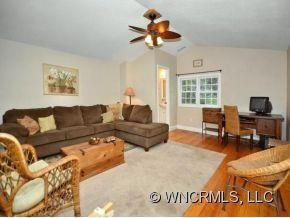 184 WOODS END DRIVE - Photo 12