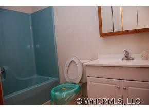 640 E Sunset Drive - Photo 11