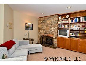 2 Angus Lane - Photo 14