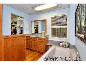 2 Angus Lane - Photo 16