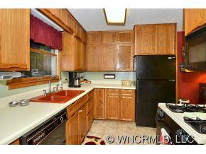 2 Angus Lane - Photo 9