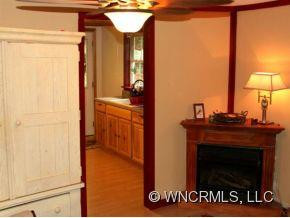 610 OLD HOLBERT ROAD - Photo 2