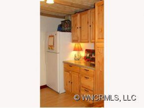 610 OLD HOLBERT ROAD - Photo 6