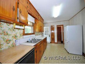 775 FAIRVIEW ROAD - Photo 5