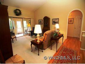 126 Jenny Lind Drive - Photo 2