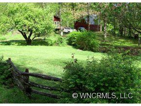 1042 Apple Creek Road - Photo 12
